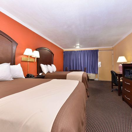 Americas Best Value Inn Schulenburg Exterior foto